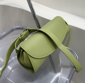 Fashionable And Versatile Cylinder Bag (Color: Green)